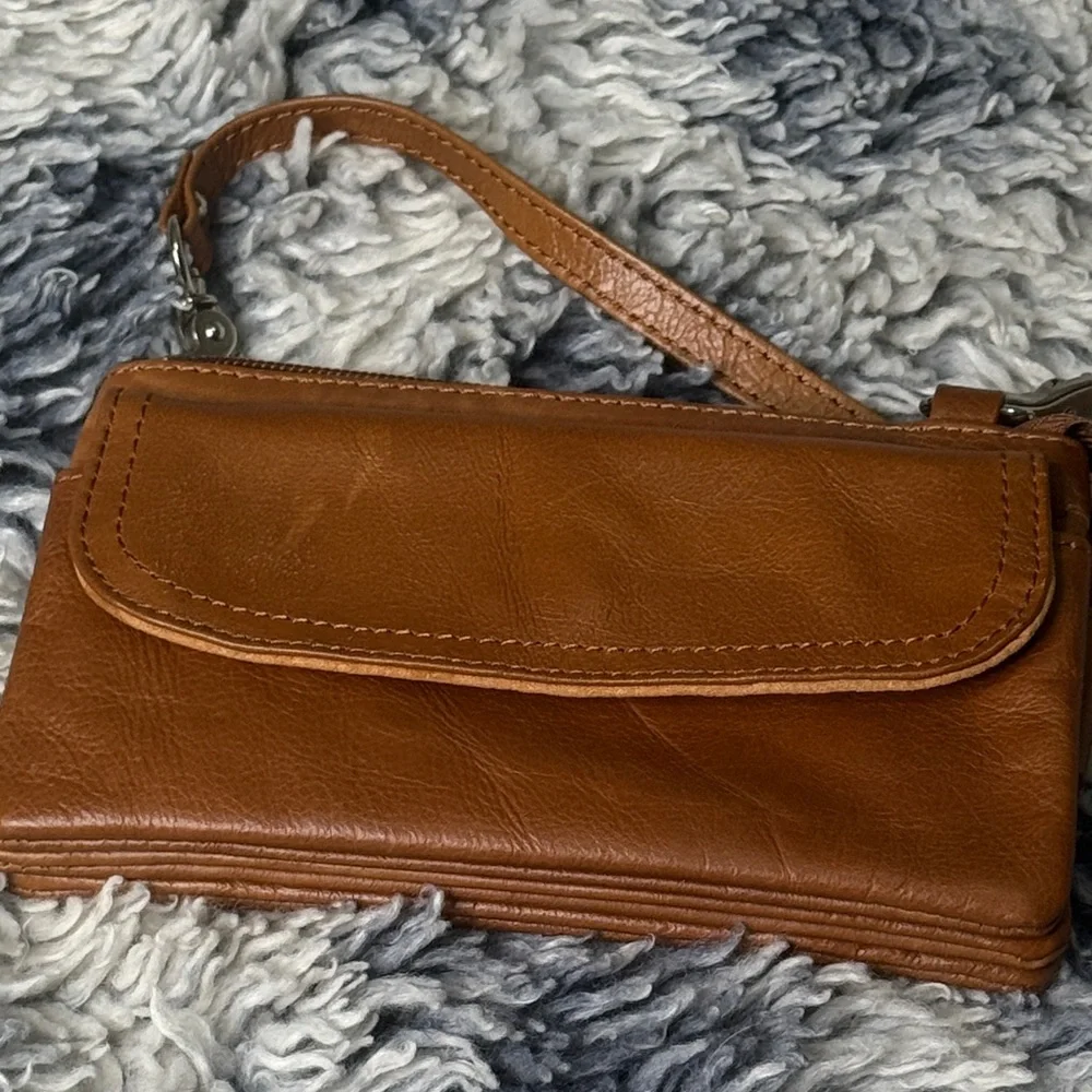⭐️3/$25⭐️ Amerileather Genuine Leather 3-compartment Clutch - Picture 5 of 5